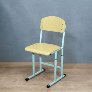 Scaun scolar pe carcasa rotunda reglabil pe inaltime